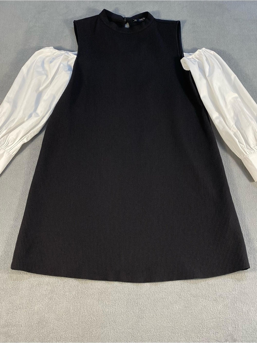 Zara Basic Collection women’s Black Cold Shouder Dress w/White Puff Sleeves, S